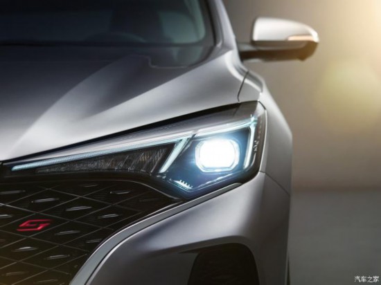 長(zhǎng)安汽車 逸動(dòng) 2020款 PLUS 基本型